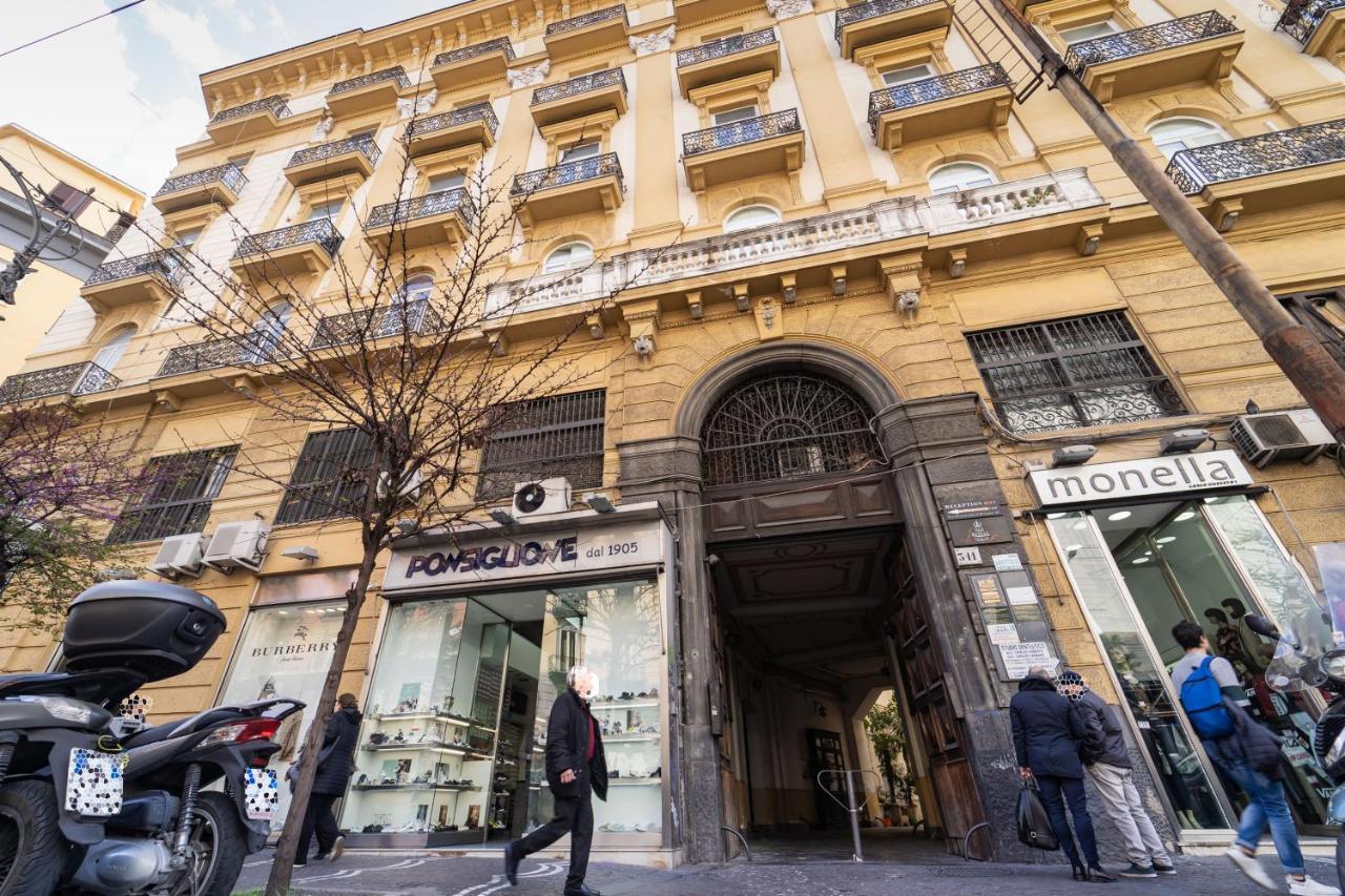 Royal Art H Duomo - Napoli Centro, By Clapa Group Hotell Eksteriør bilde The building of the Academy of Athens